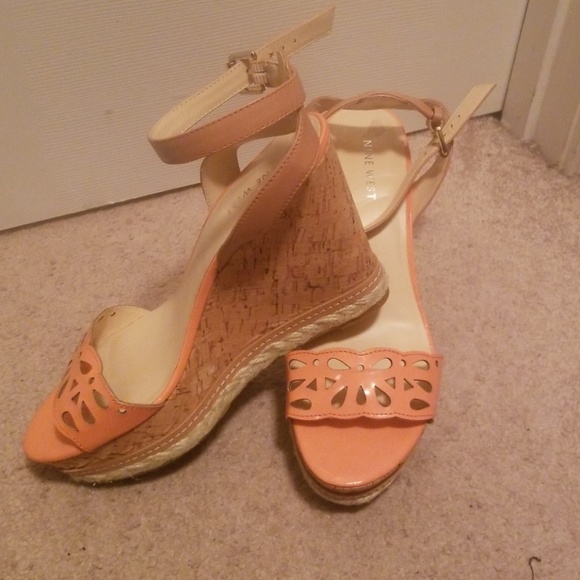 Sandals - Picture 2 of 2